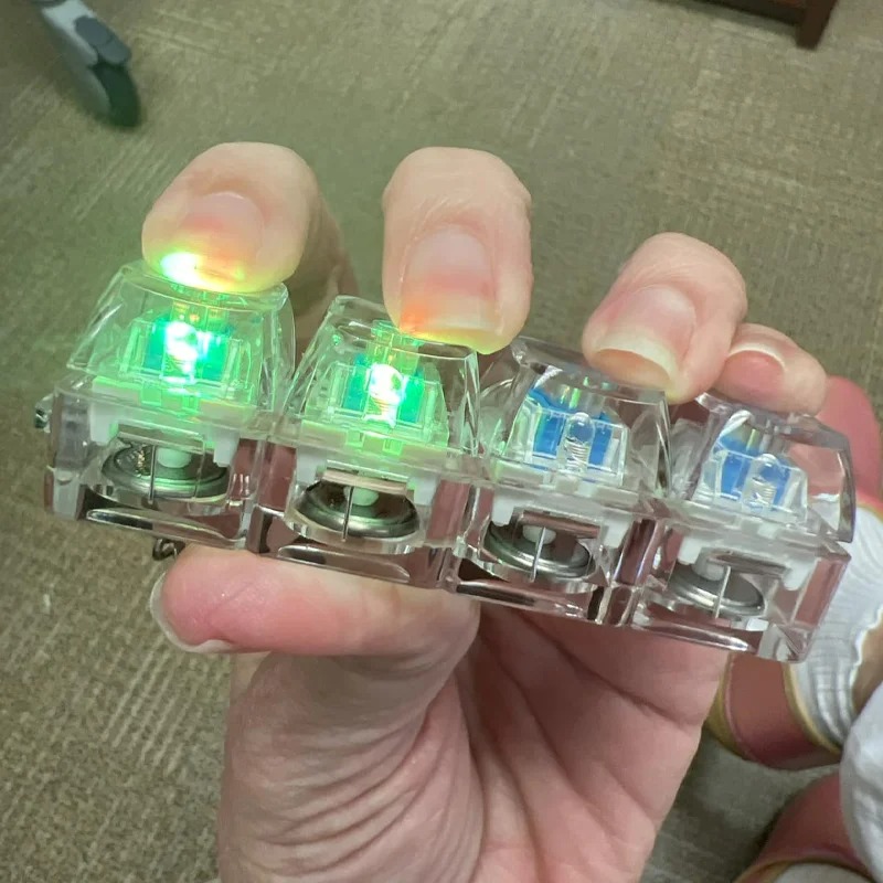 พวงกุญแจคลายเครียด ลดความวิตกก - Home Office Tech Gadgets บทวิจารณ์และราคา